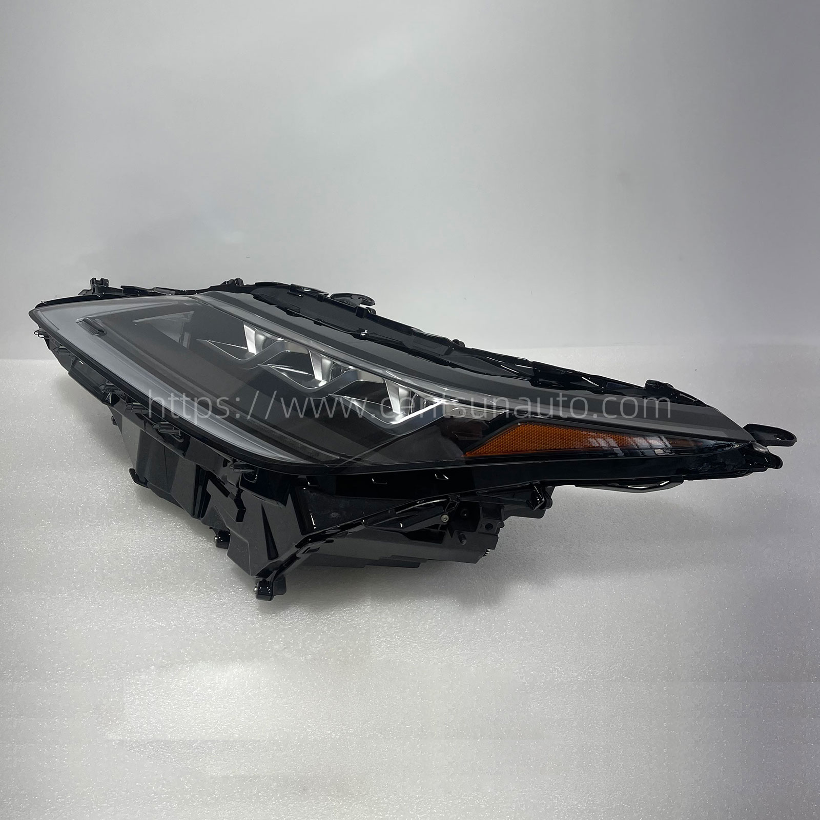 Remanufactured OEM Headlight Assembly for RX - Compatible with 8118548F70/8114548F70