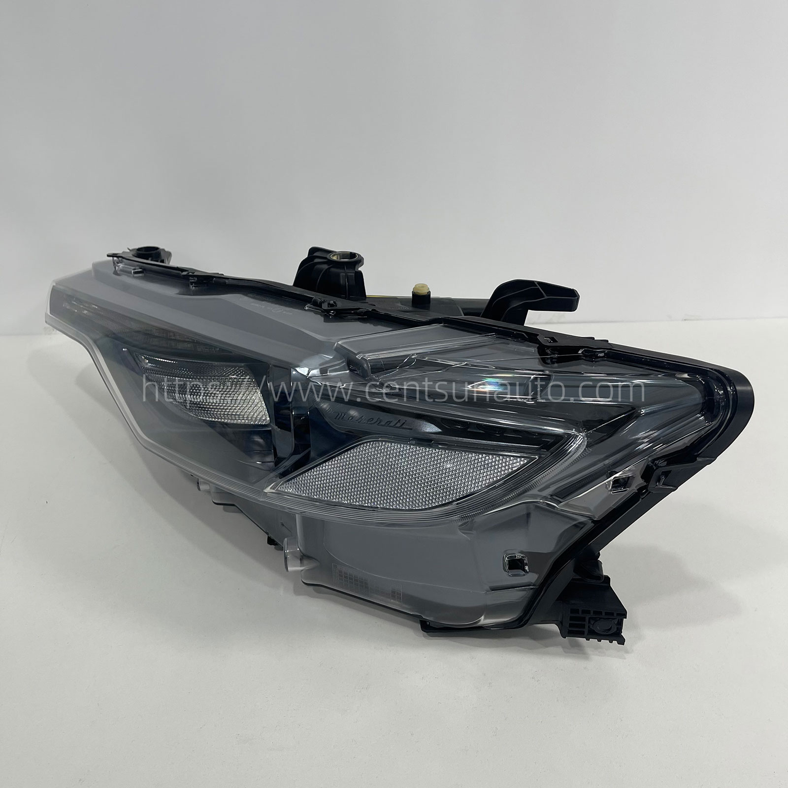 Remanufactured OEM Headlight Assembly for Levante - Compatible with 670034641/670034638