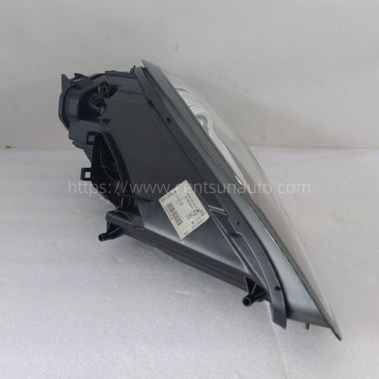 Remanufactured OEM LED Headlight Assembly for Panamera - Compatible with 97063115707/97063115807