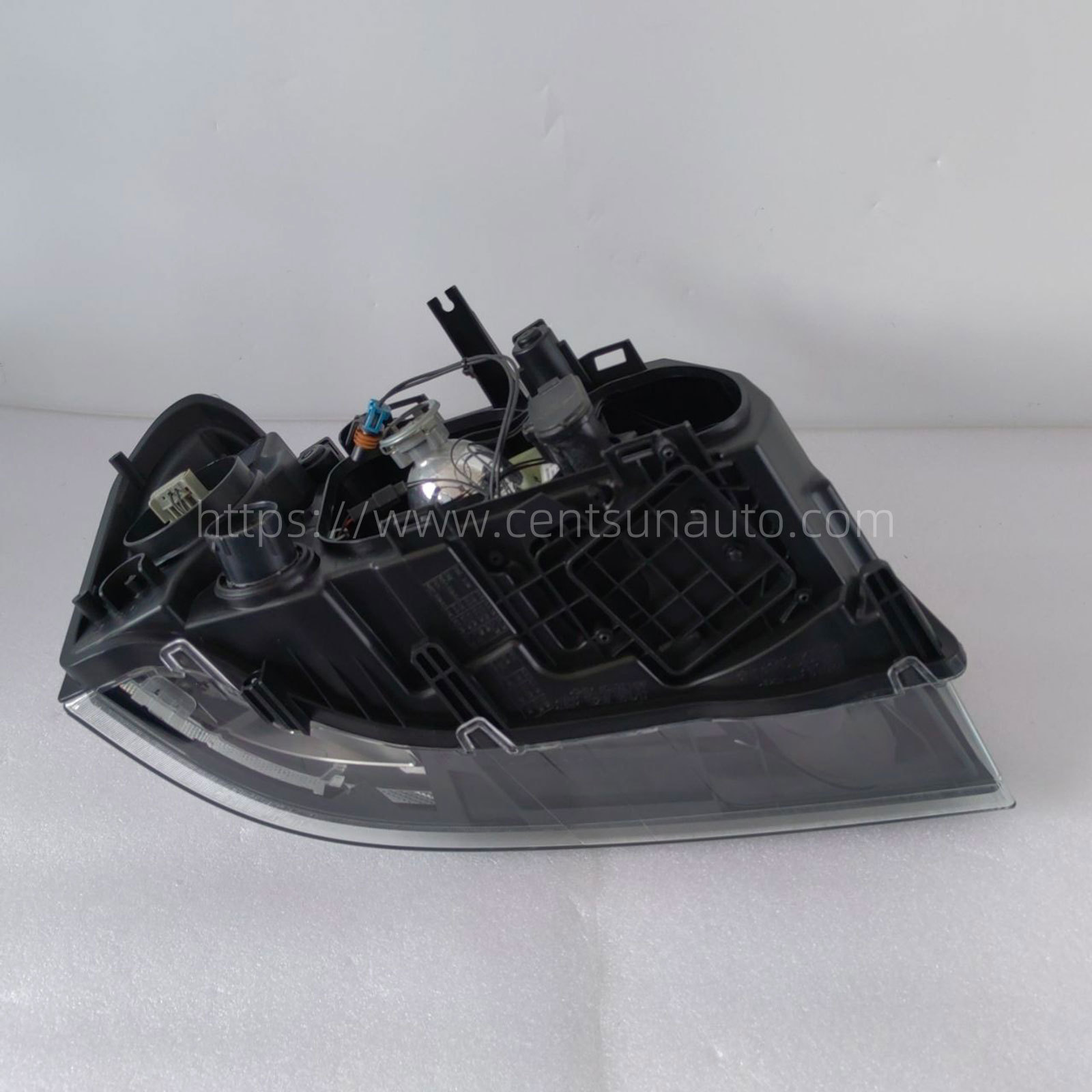 Remanufactured OEM Headlight Assembly for Freelander 2 2006-2014 - Compatible with LR039781/LR039790