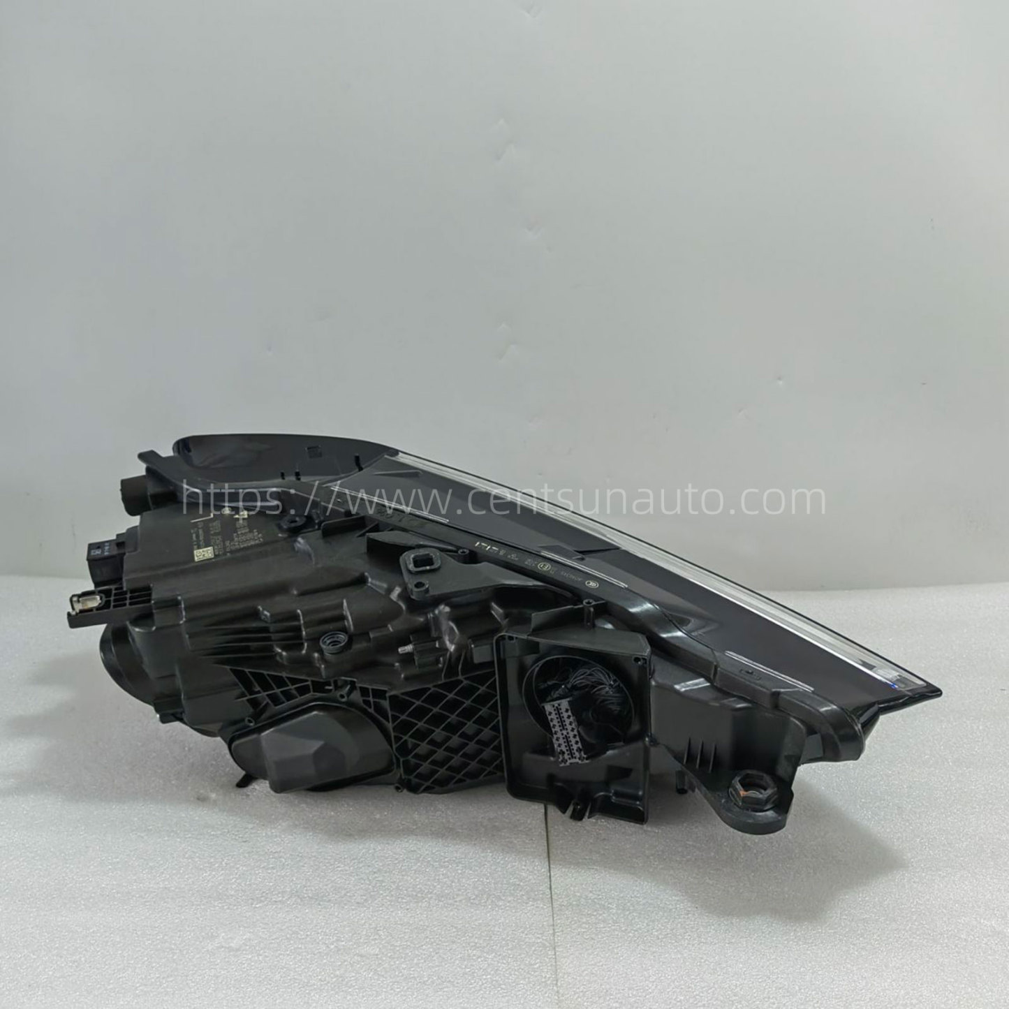 Remanufactured OEM LED Headlight Assembly for A7 - Compatible with 4K8941035F/4K8941036F