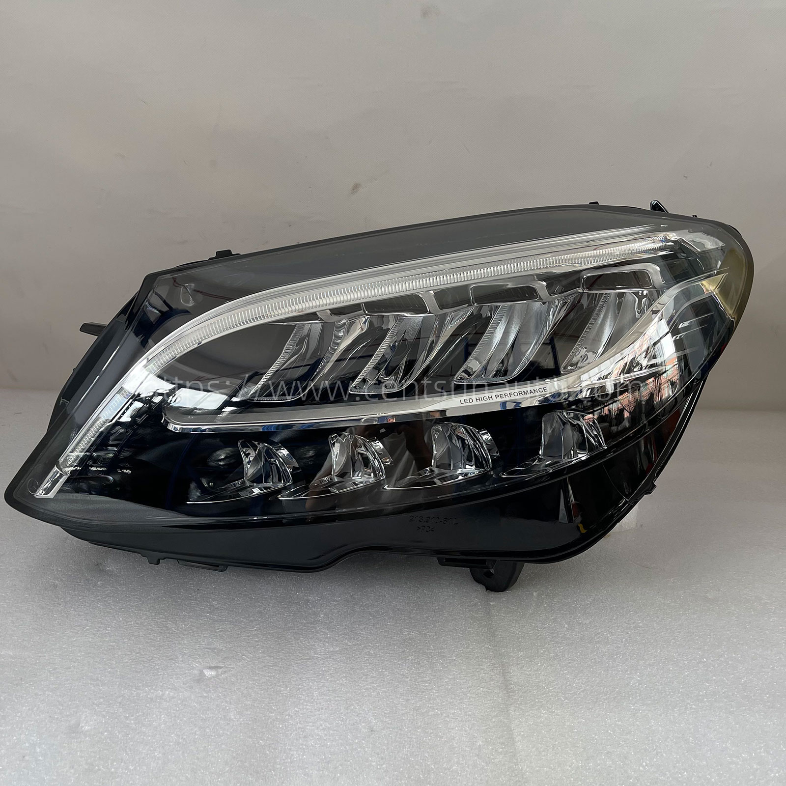 Remanufactured OEM Headlight Assembly for W205 - Compatible with A2059063306/A2059063406