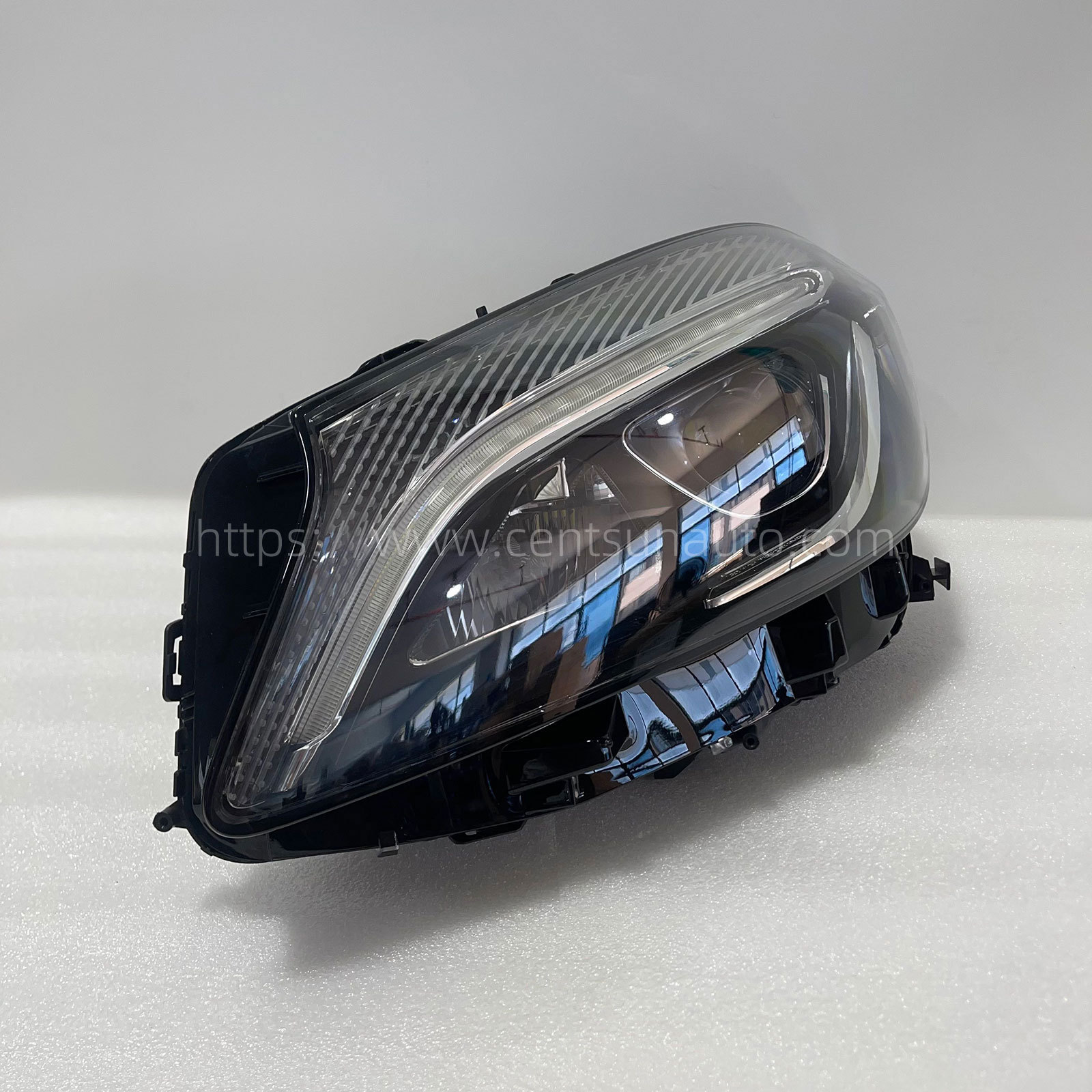 Remanufactured OEM Headlight Assembly for W177 - Compatible with A1768203861/A1768203961