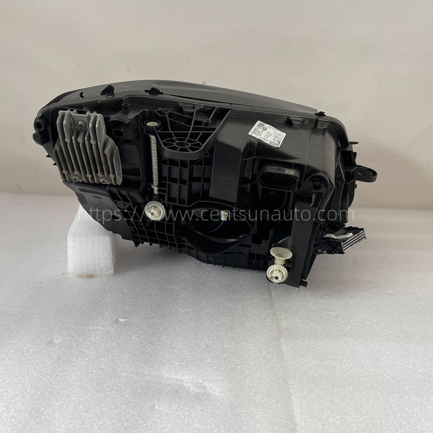 Remanufactured OEM Headlight Assembly for W205 - Compatible with A2059063306/A2059063406