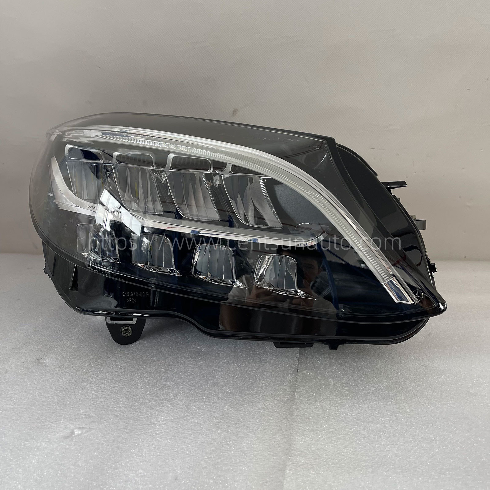 Remanufactured OEM Headlight Assembly for W205 - Compatible with A2059063306/A2059063406