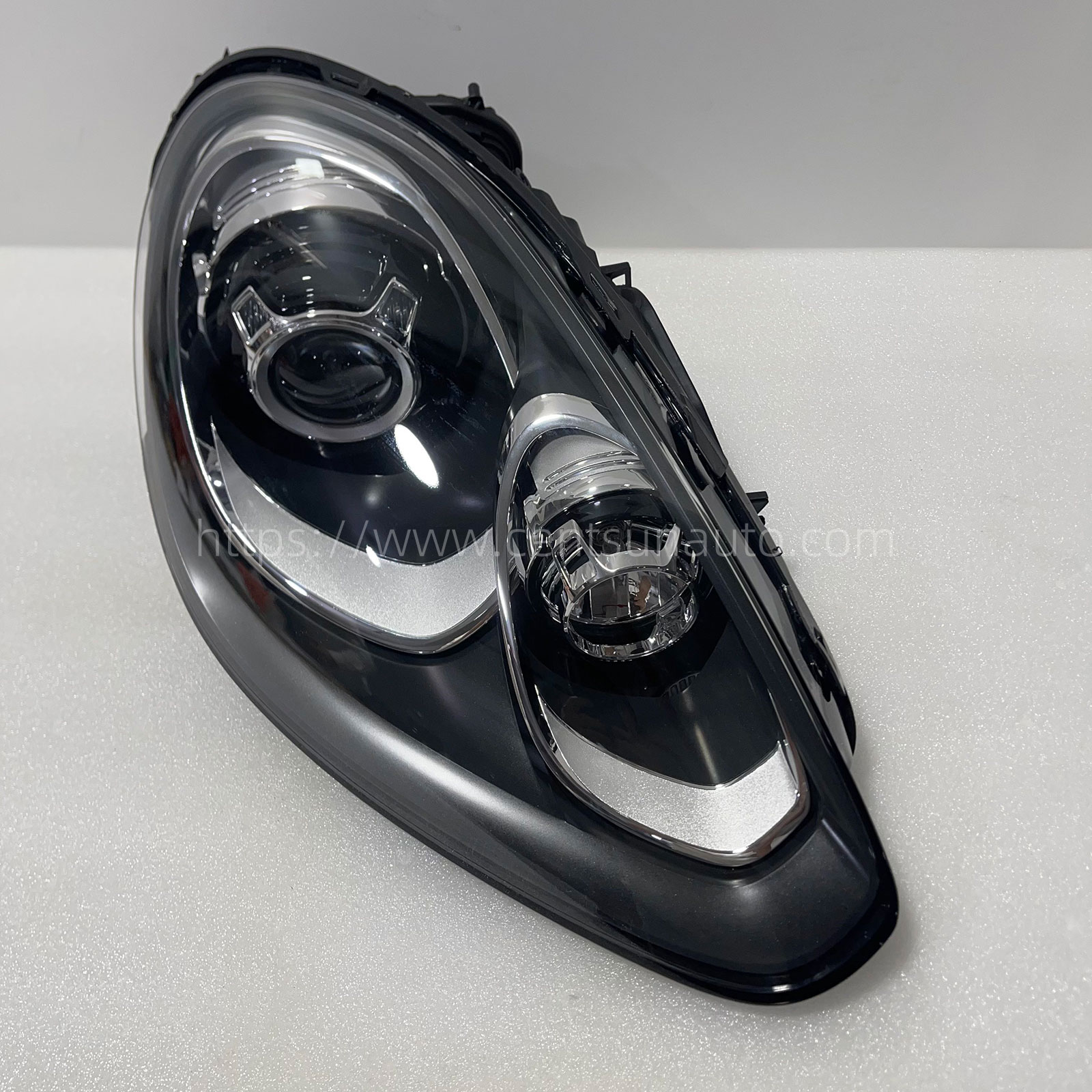 Remanufactured OEM Headlight Assembly for Cayenne - Compatible with 95863117530/95863117630