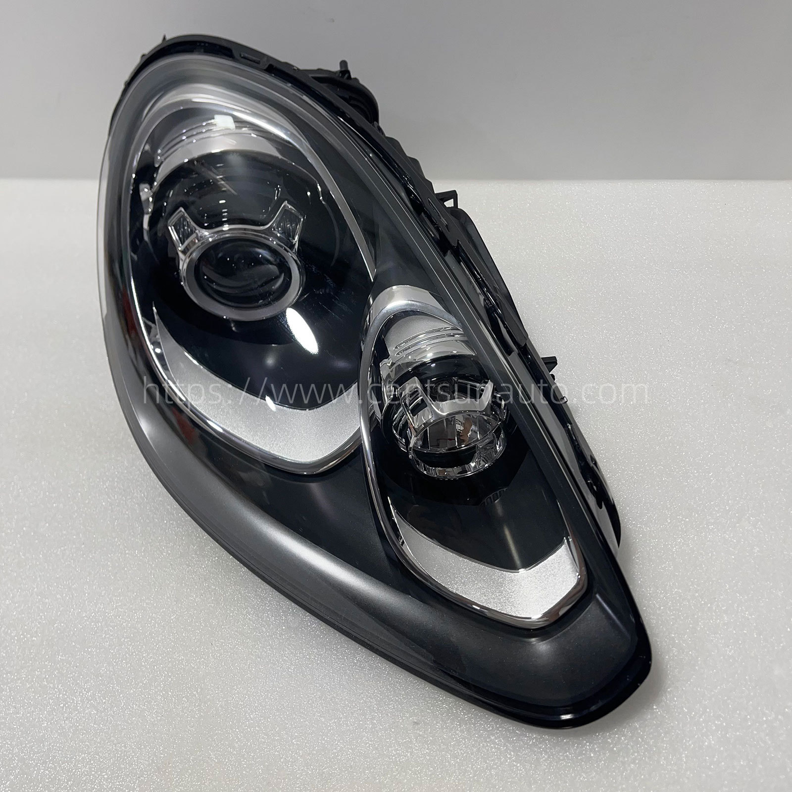 Remanufactured OEM Headlight Assembly for Cayenne - Compatible with 95863117530/95863117630