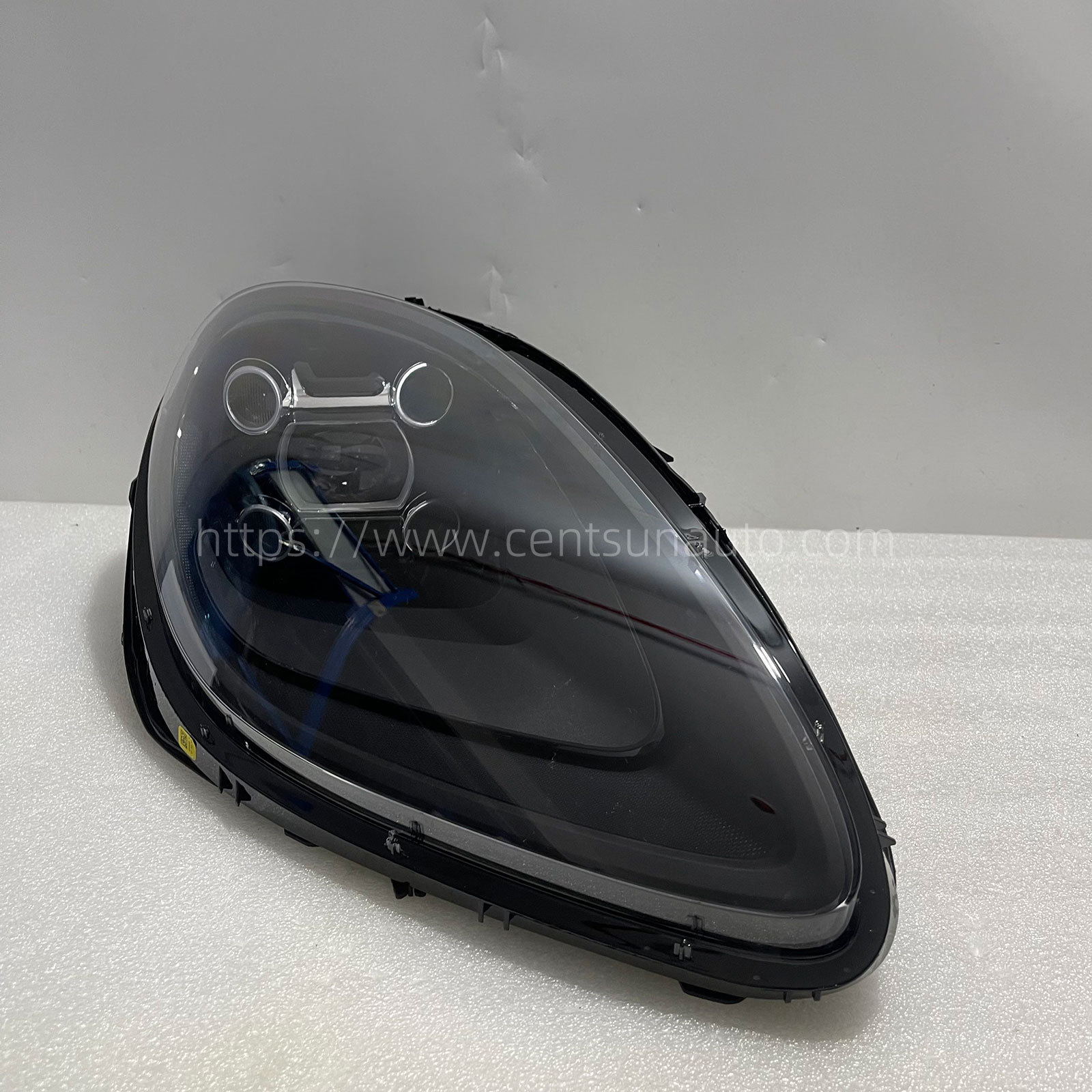 Remanufactured OEM LED Headlight Assembly for Macan - Compatible with 95B941079Q/95B941080Q