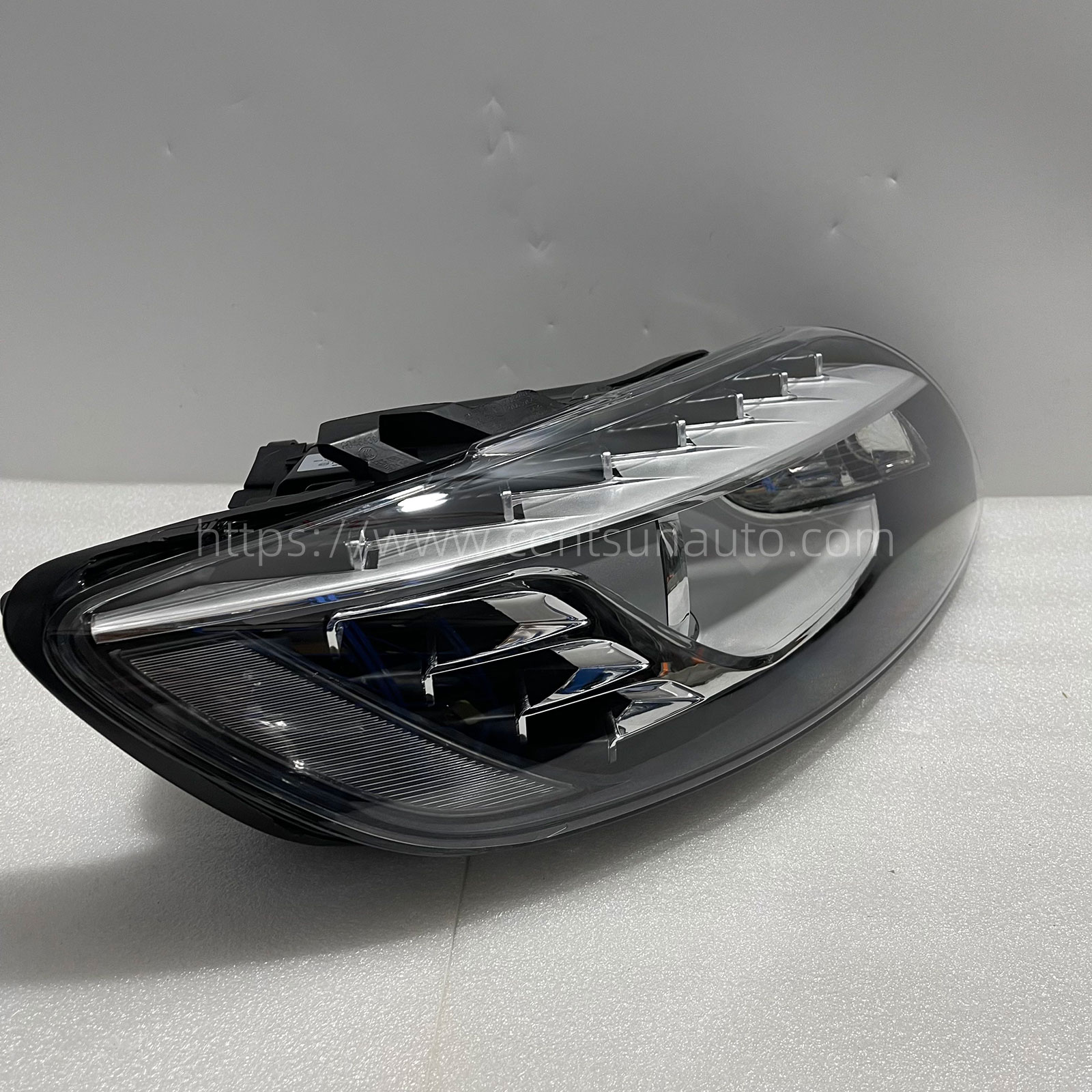 Remanufactured OEM LED SKL Headlight Assembly for Q7 - Compatible with 4L0941029AD/4L0941030AD