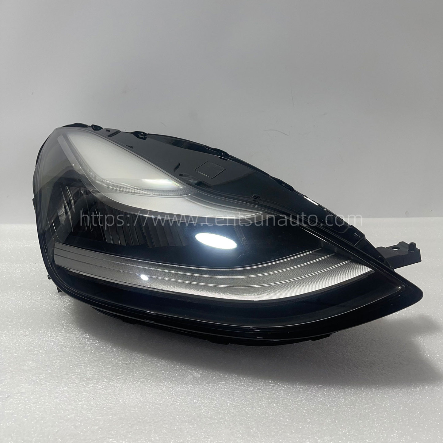Remanufactured OEM Headlight Assembly for Model 3 - Compatible with 151495200E/151495300E