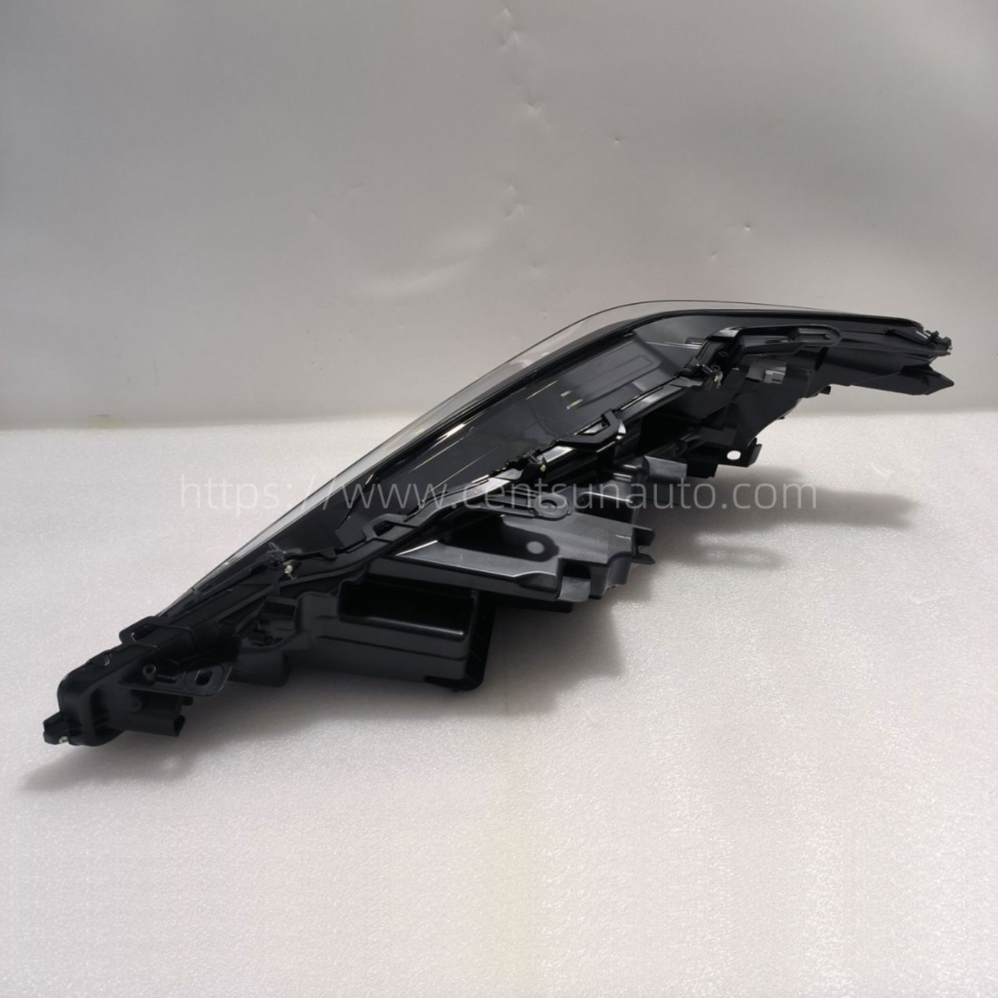 Remanufactured OEM Headlight Assembly for ES - Compatible with 8118533J51/8114533J51