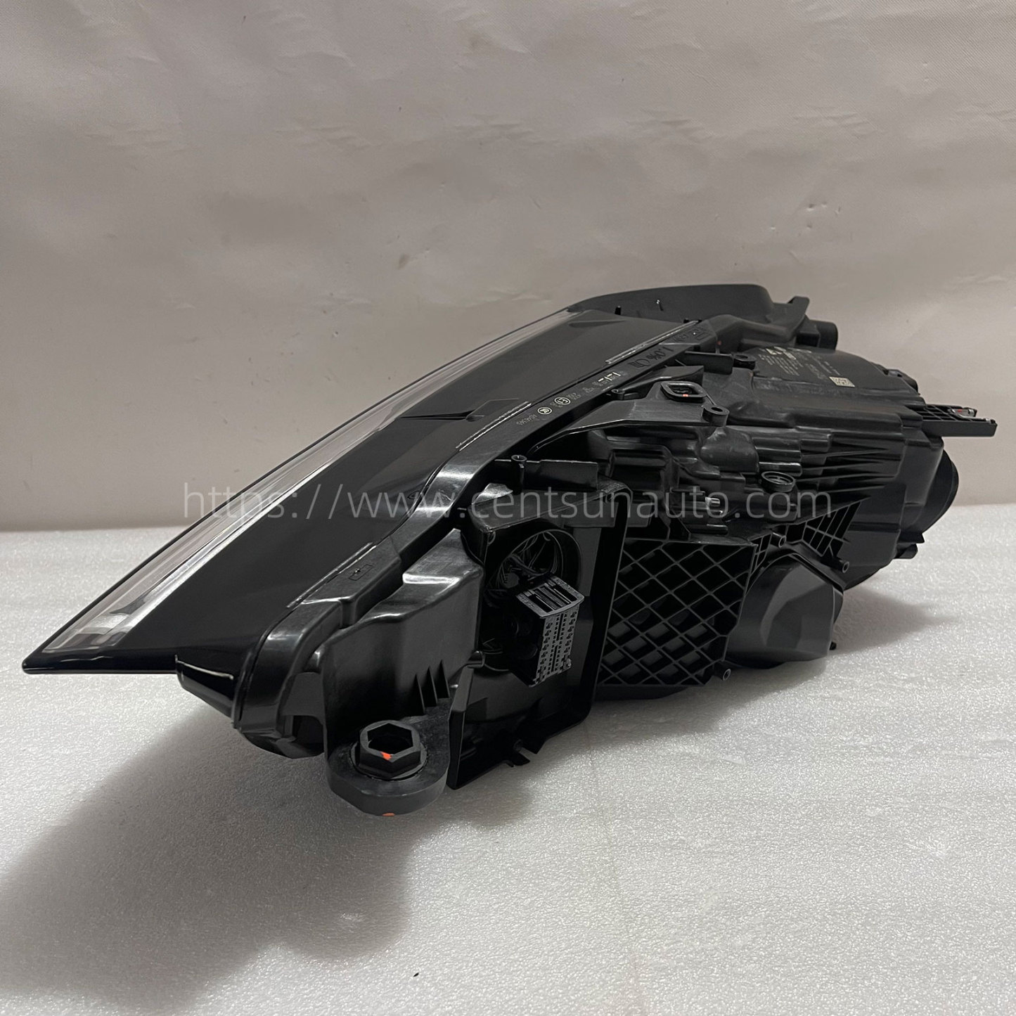 Remanufactured OEM LED Headlight Assembly for A7 - Compatible with 4K8941035F/4K8941036F