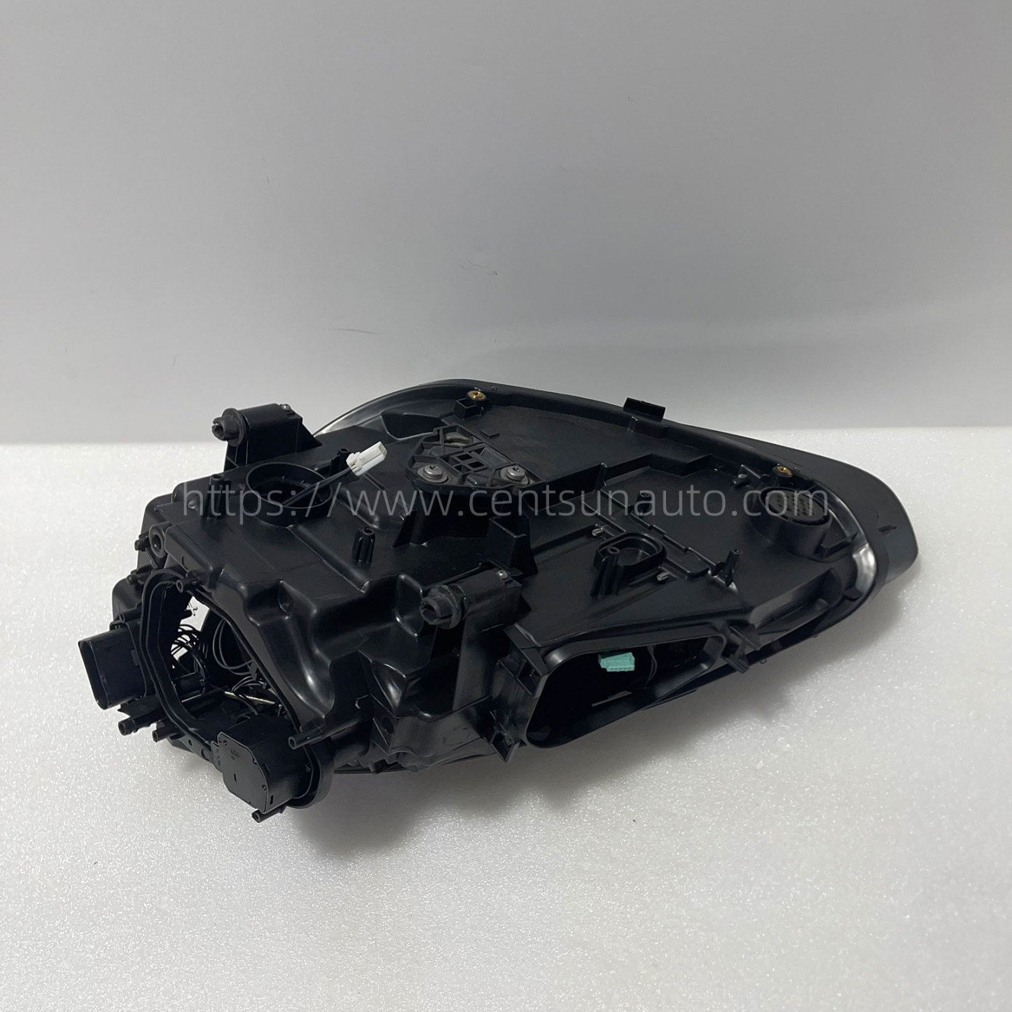 Remanufactured OEM Headlight Assembly for Cayenne - Compatible with 95863117530/95863117630