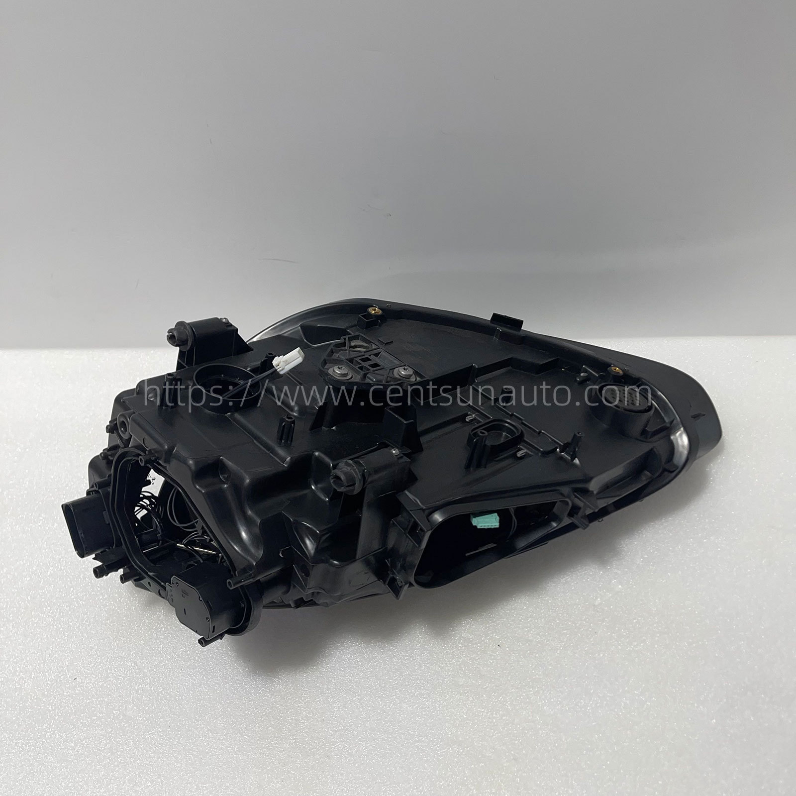 Remanufactured OEM Headlight Assembly for Cayenne - Compatible with 95863117530/95863117630