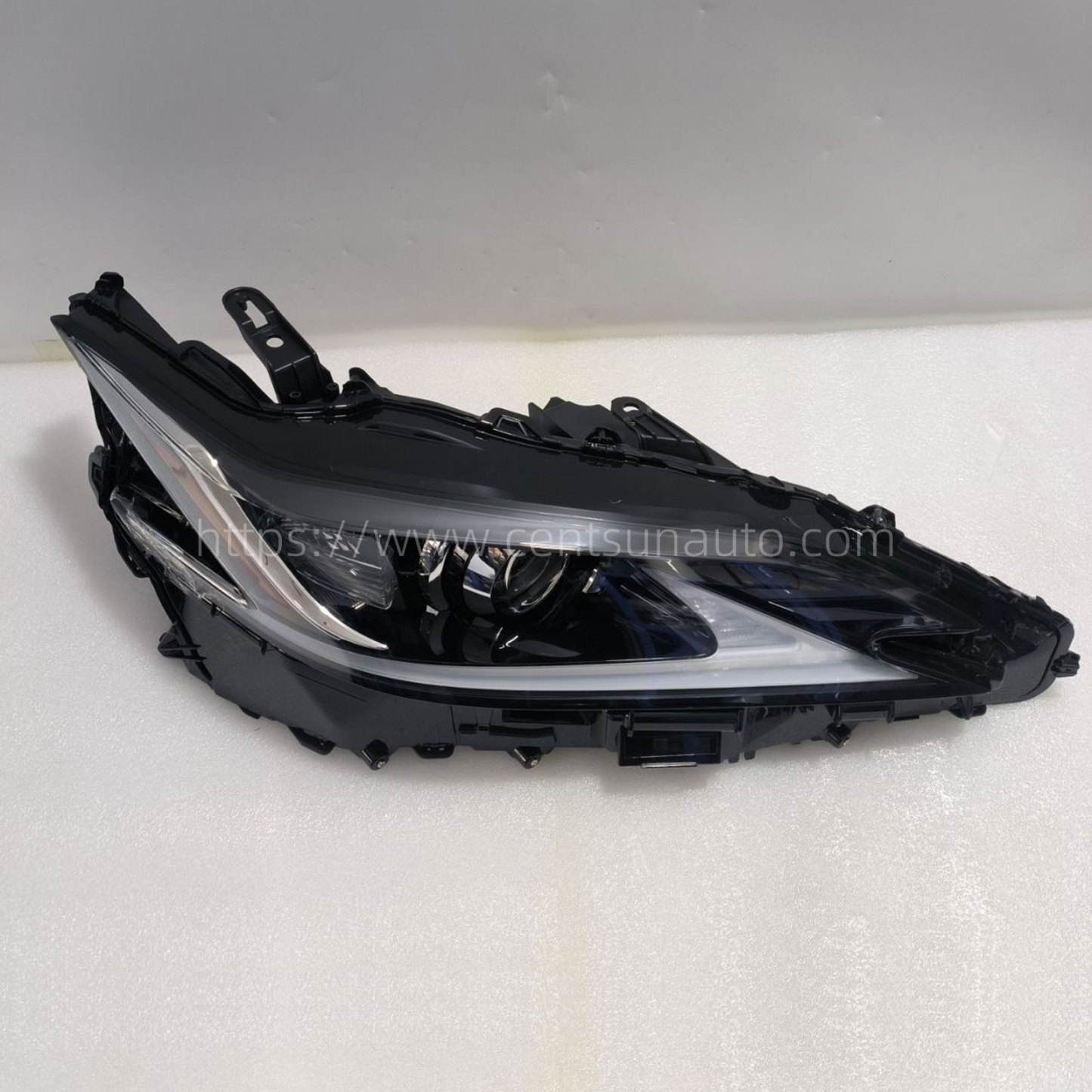 Remanufactured OEM Headlight Assembly for ES - Compatible with 8118533J51/8114533J51