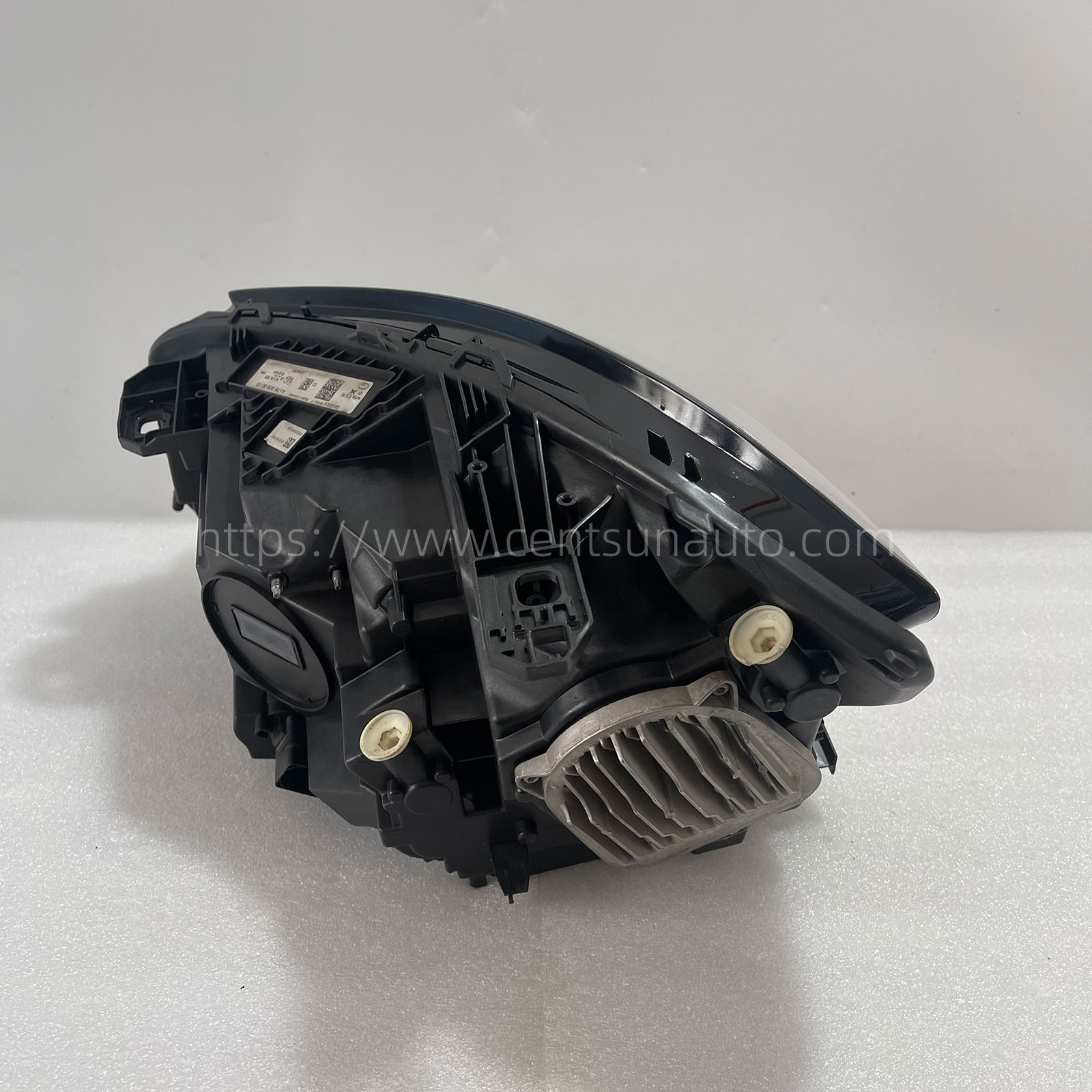 Remanufactured OEM Headlight Assembly for W177 - Compatible with A1768203861/A1768203961