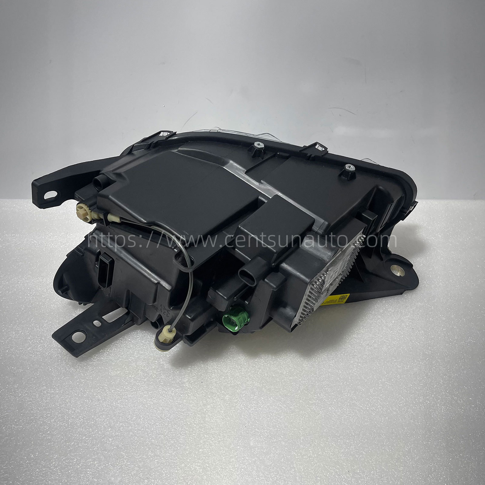 Remanufactured OEM Headlight Assembly for Quattroporte(M156) - Compatible with 670106159/670106156