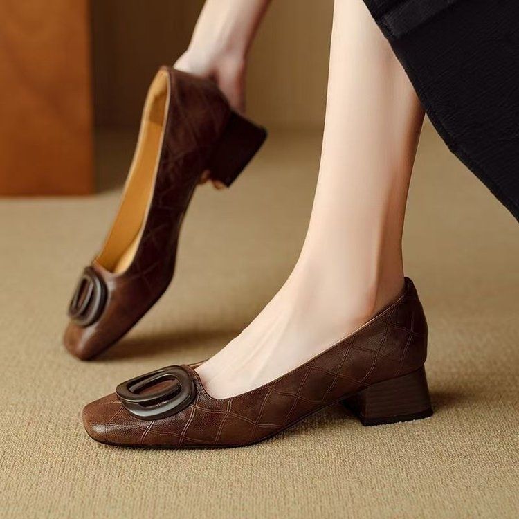 ソフトレザーレディススクエアトゥパンプス