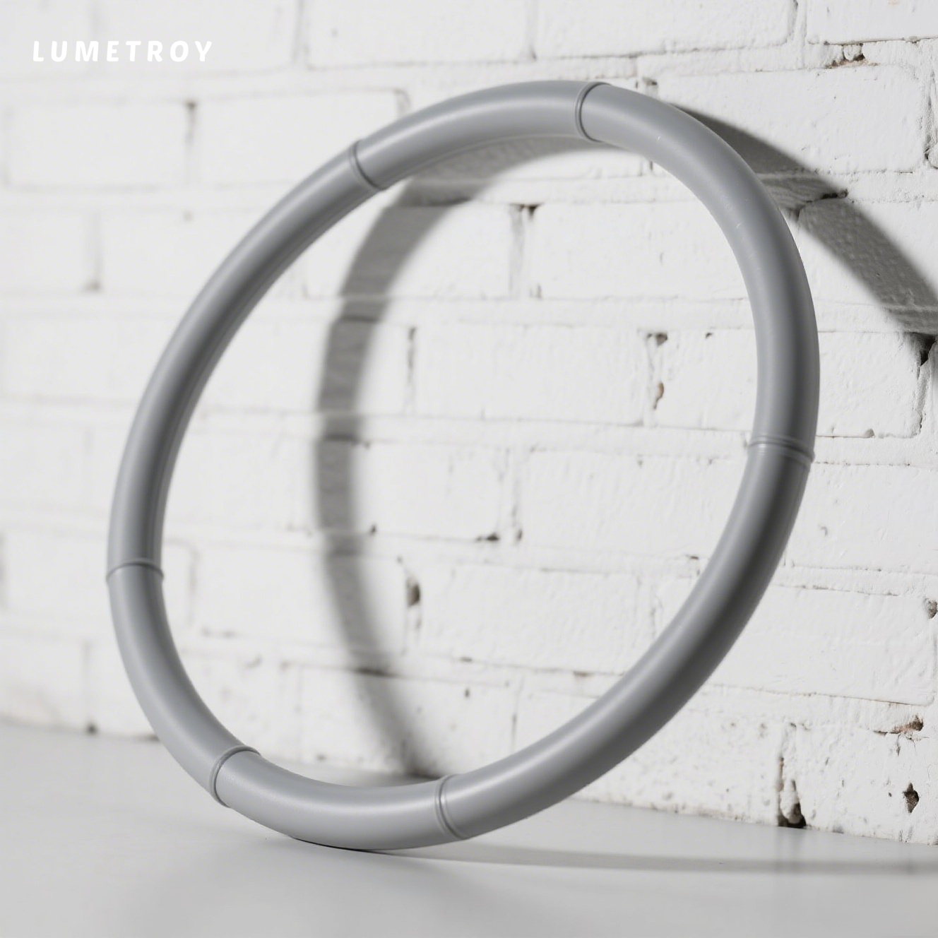 フラフープでお腹とウエストを細くする