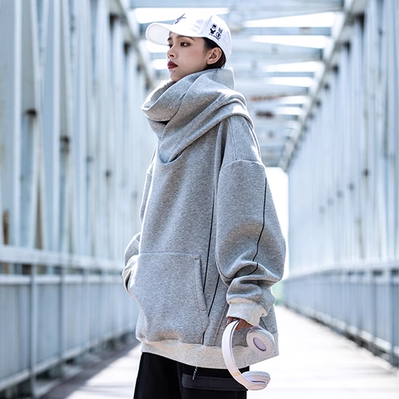 【男女兼用】ボリュームネックパーカー