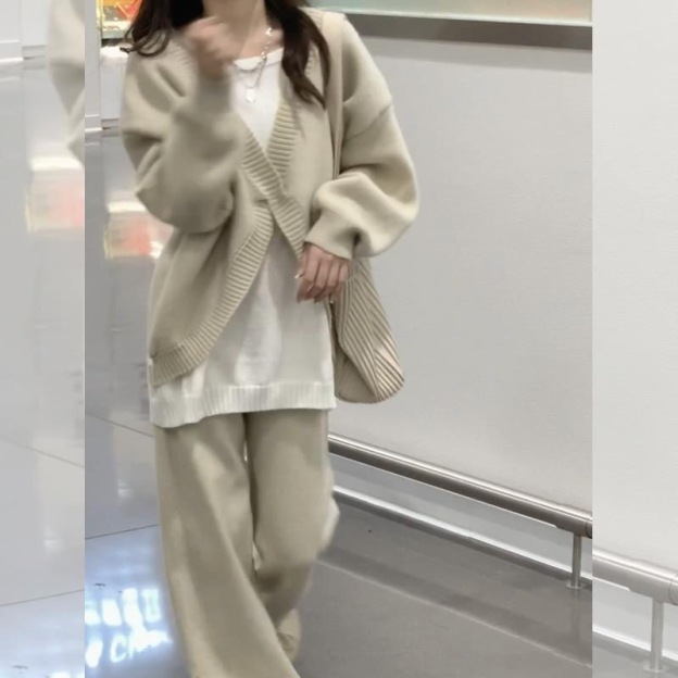 カシミヤ100％ニットセットアップ