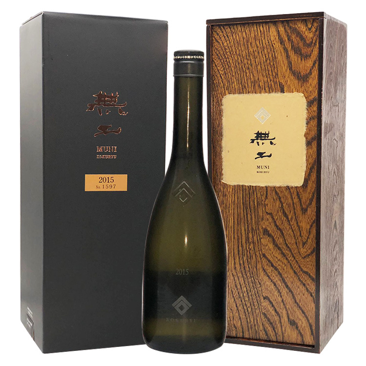 Kokuryu MUNI 2015 Junmai Daiginjo Genshu 【黒龍 無二 2015】