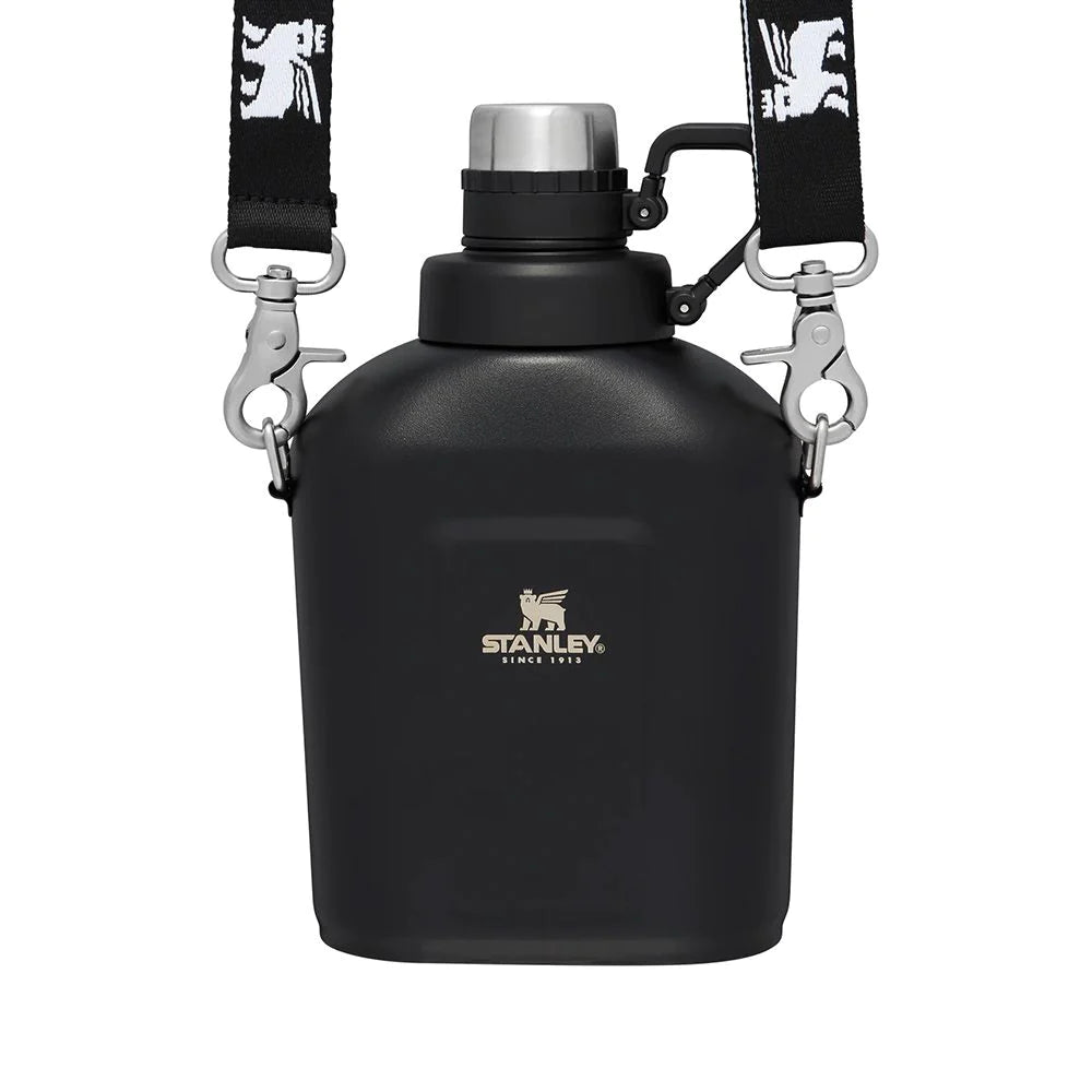 Stanley Classic Steel Canteen 1.1QT - Matte Black-Goritta Works Sdn. Bhd. 202501017603 (1619017-X)