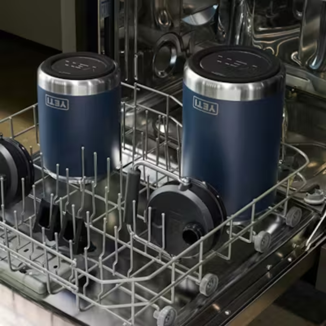 YETI Rambler 1 Gallon Jug 2.0 - Black