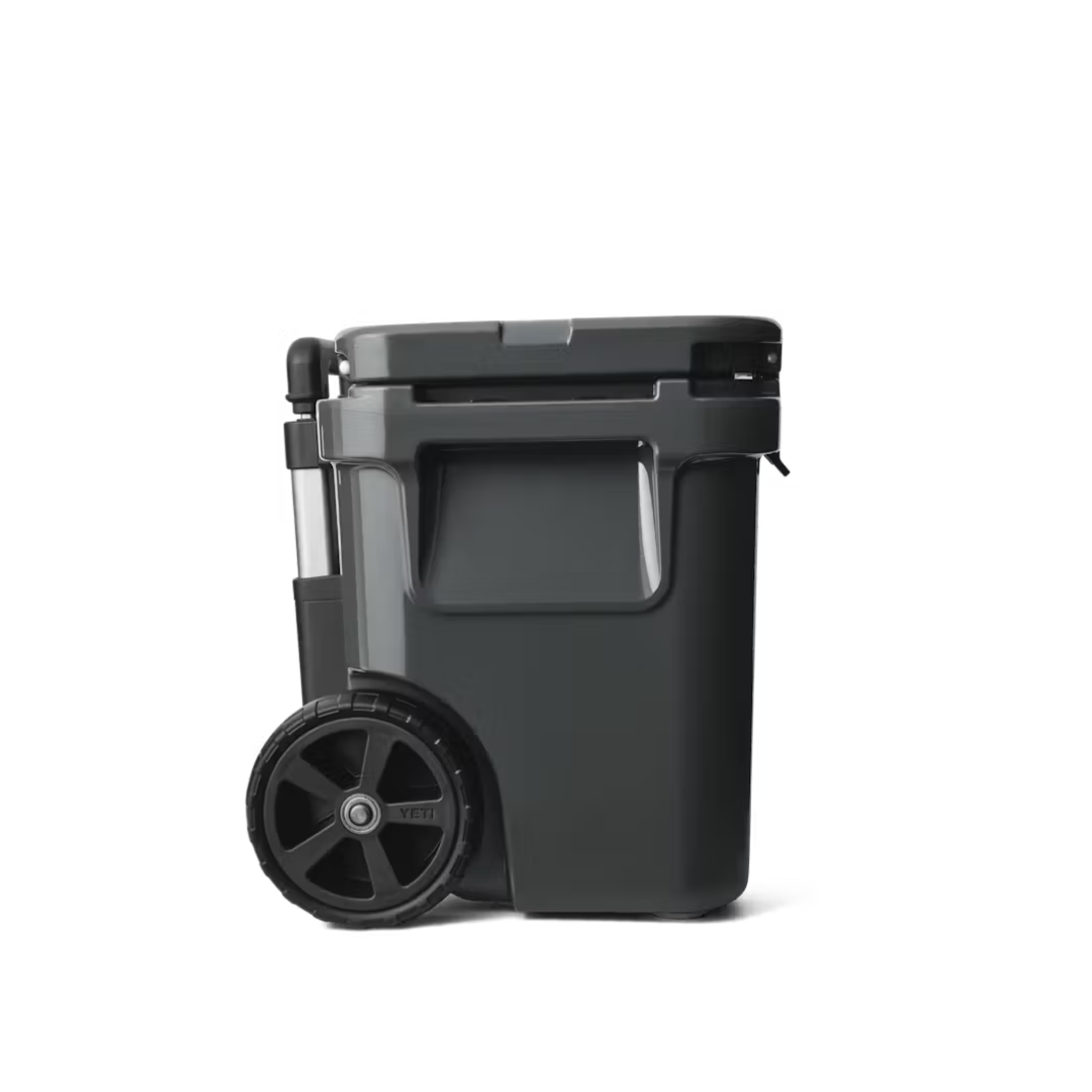 YETI Roadie 32 Wheeled Cooler - Charcoal