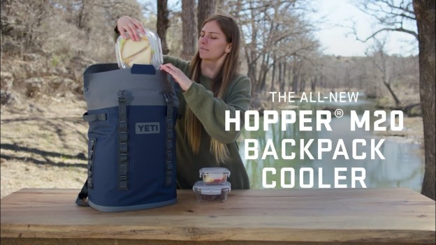 YETI Hopper M12 Backpack Soft Cooler - Cape Taupe