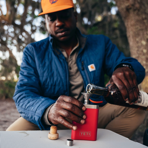 YETI 7 oz Flask - Stainless Steel