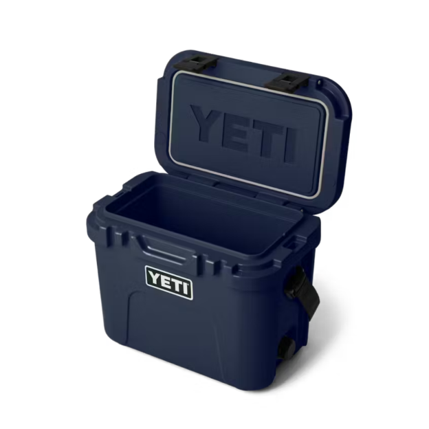 YETI Roadie 15 Hard Cooler - Navy