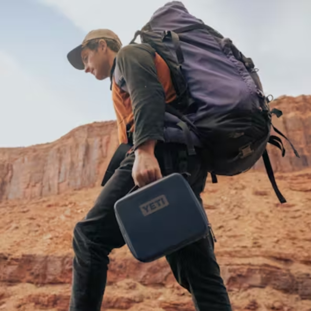 YETI Daytrip 5L Insulation Lunch Box - Rescue Red