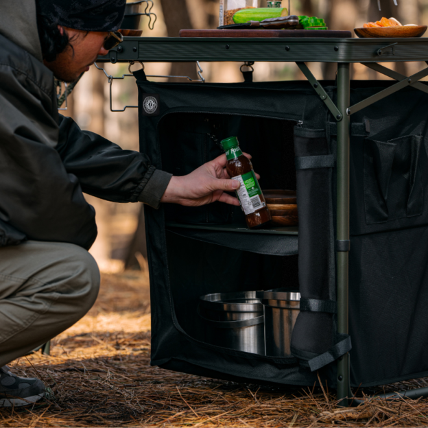 KZM Wild Field Cabinet Kitchen Table