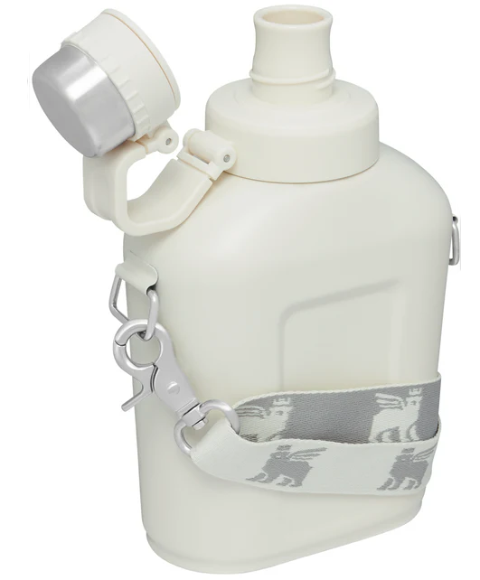 Stanley Classic Steel Canteen 1.1QT - Cream-Goritta Works Sdn. Bhd. 202501017603 (1619017-X)