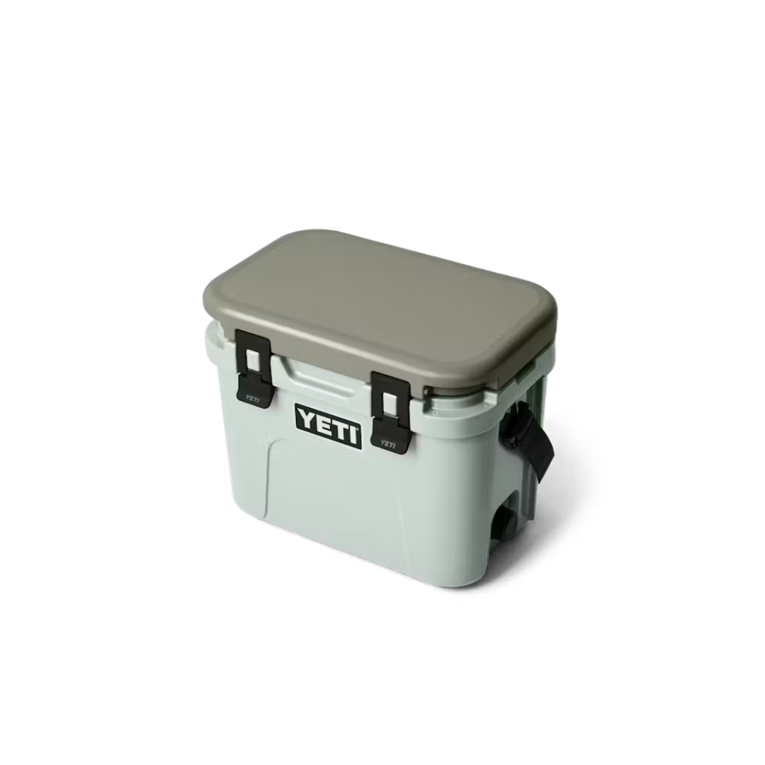 YETI Roadie 15 Hard Cooler - Regeline