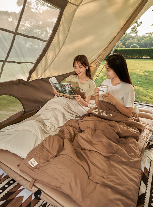 Mobi Garden Crescent Sleeping Bag 1.4 Single - Brown