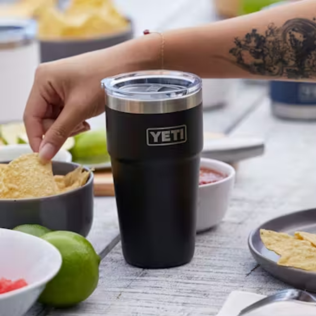 YETI Rambler 20 oz Stackable Cup with MagSlider™ Lid - Black Stone