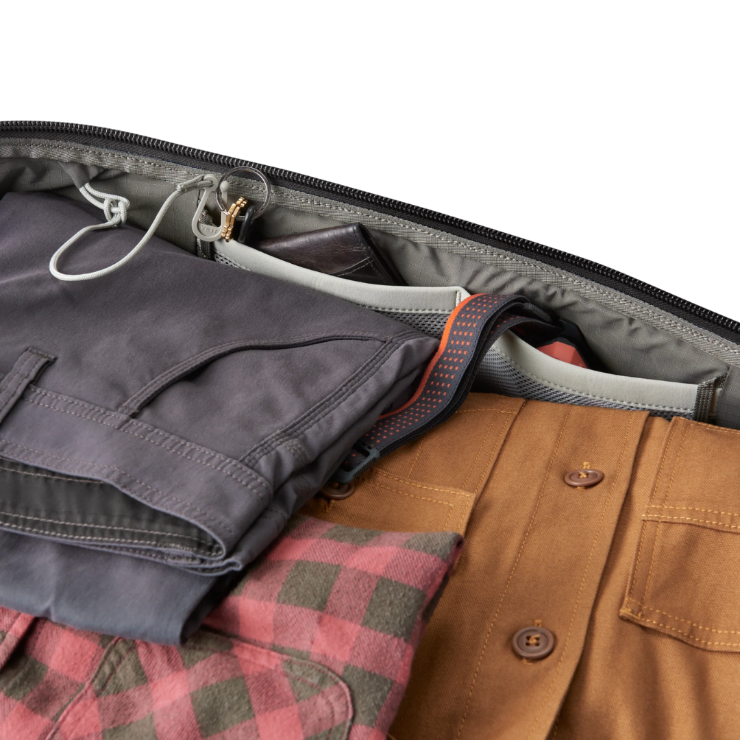 YETI Crossroads® 60L Travel Duffel - Black