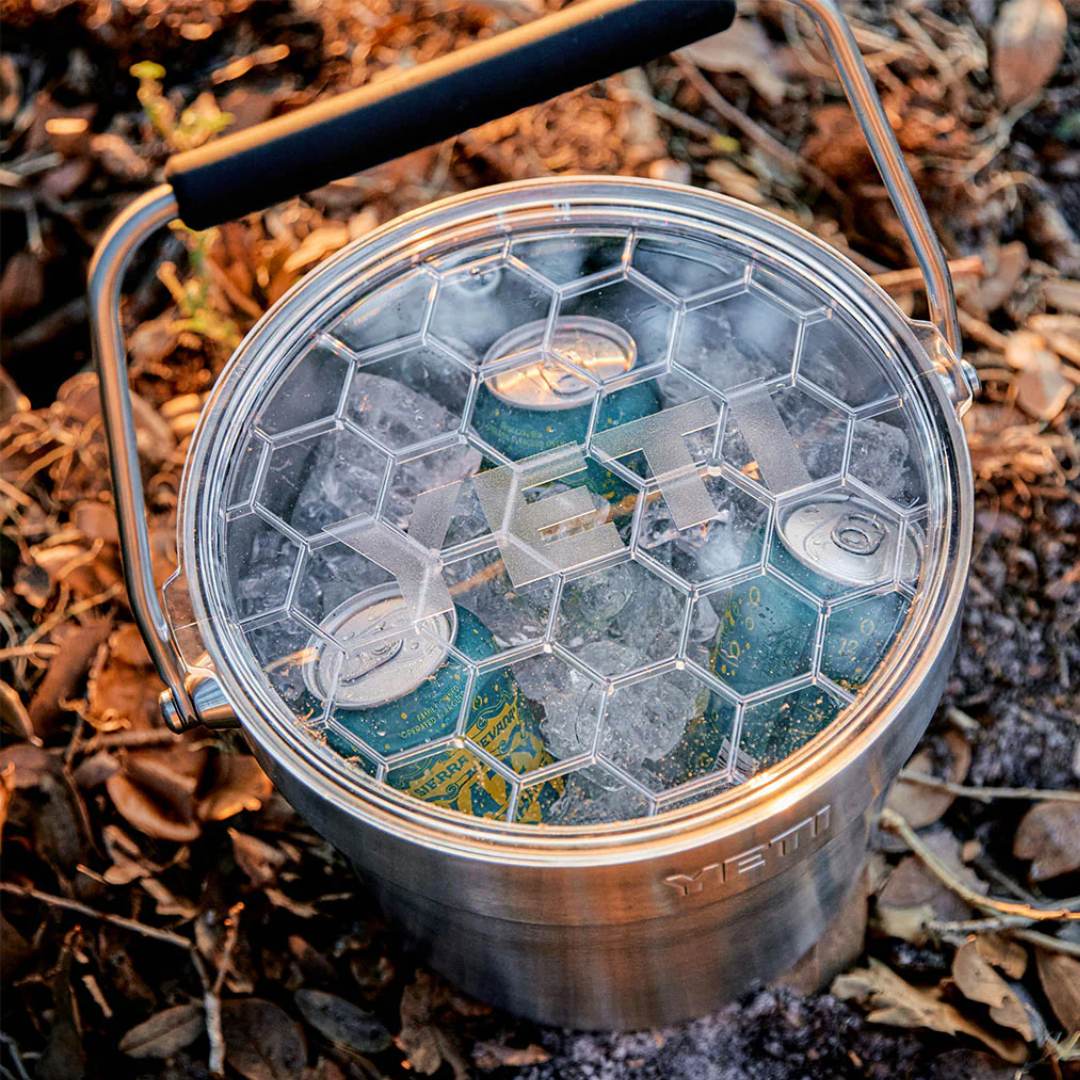 YETI Rambler Beverage Bucket with Lid 7.6L - Cape Taupe