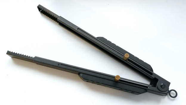 ZEN Camps Adjustable Fire Tongs - Black-Goritta Works Sdn. Bhd. 202501017603 (1619017-X)