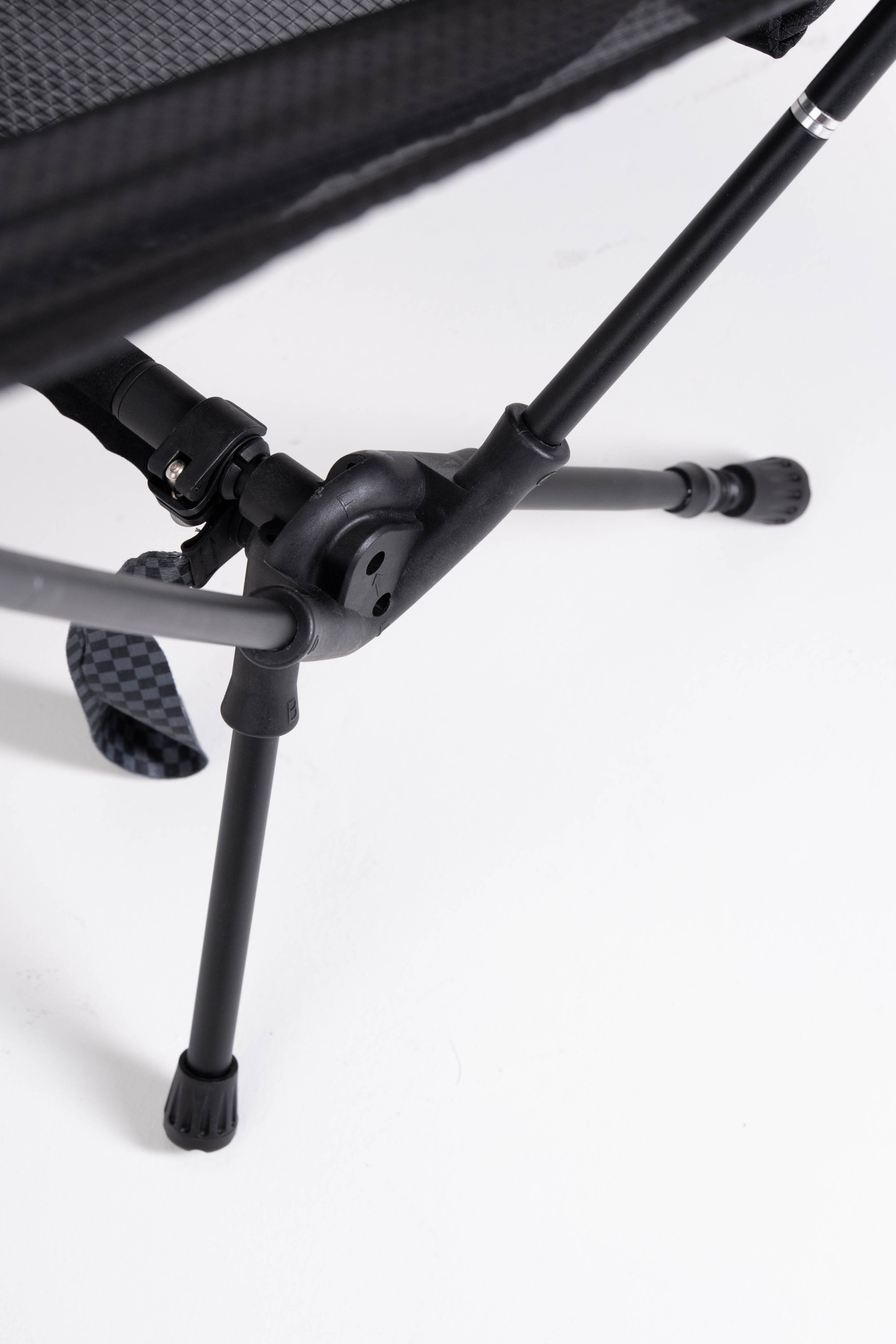 Goritta Works 2-in-1 Lightweight Chair with Trekking Poles - Black
