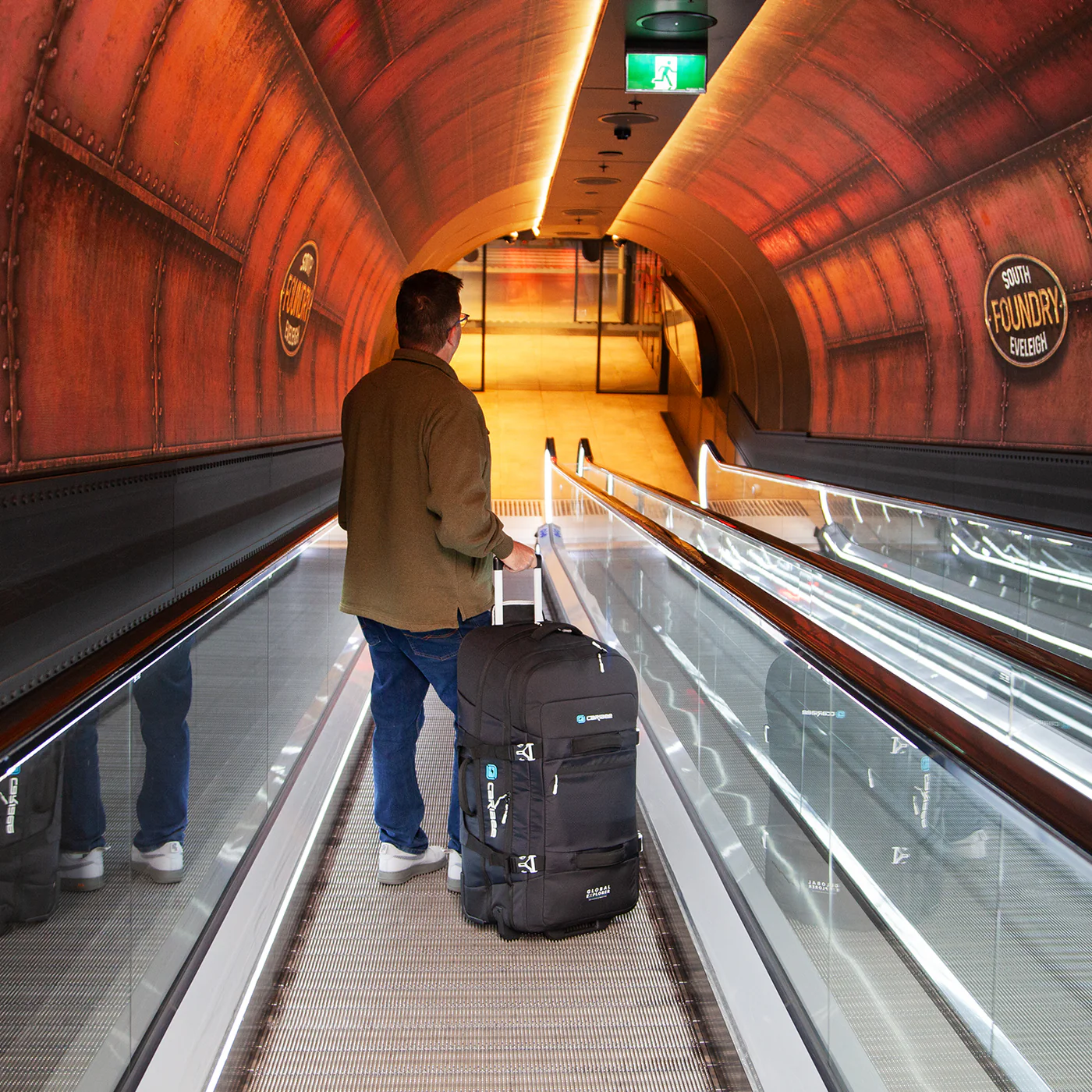 Caribee Global Explorer V2 125L Wheel Travel Luggage - Black