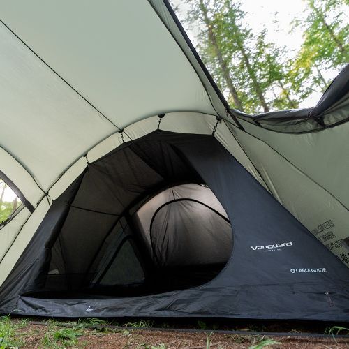 KZM Vanguard Submarine 4-5 person Tent-Goritta Works Sdn. Bhd. 202501017603 (1619017-X)