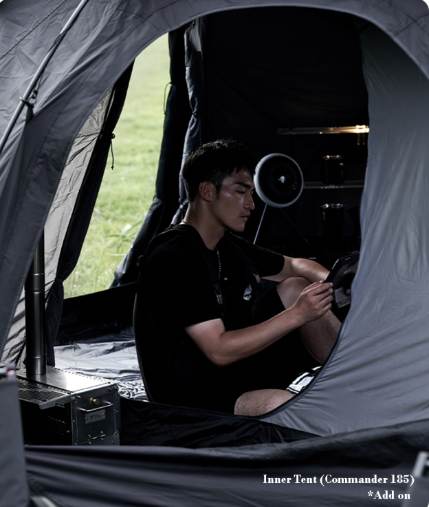 Mobi Garden Commander 185 3- 4 person - Black