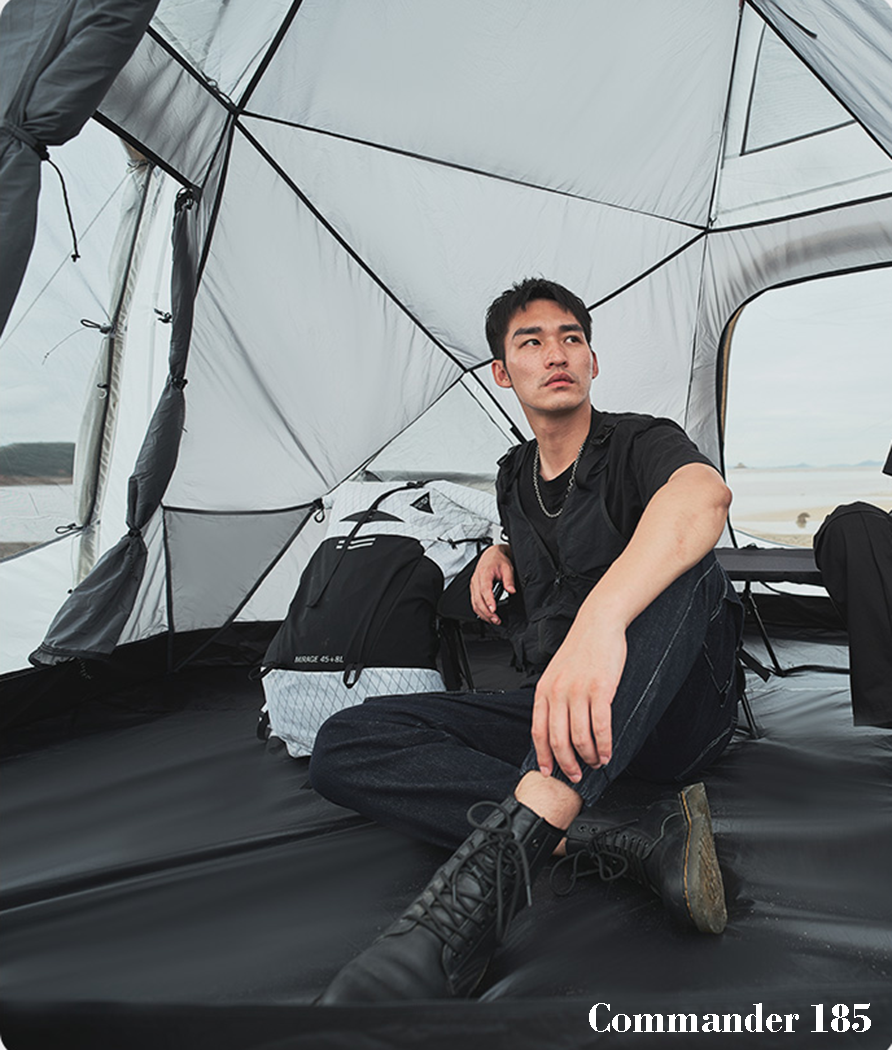 Mobi Garden Commander 185 3- 4 person - Black