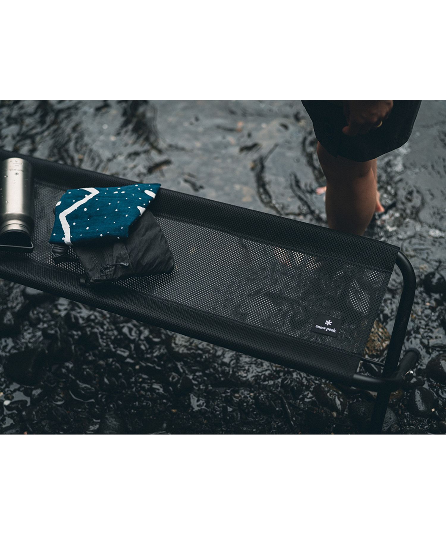Snow Peak Mesh FD Bench Black