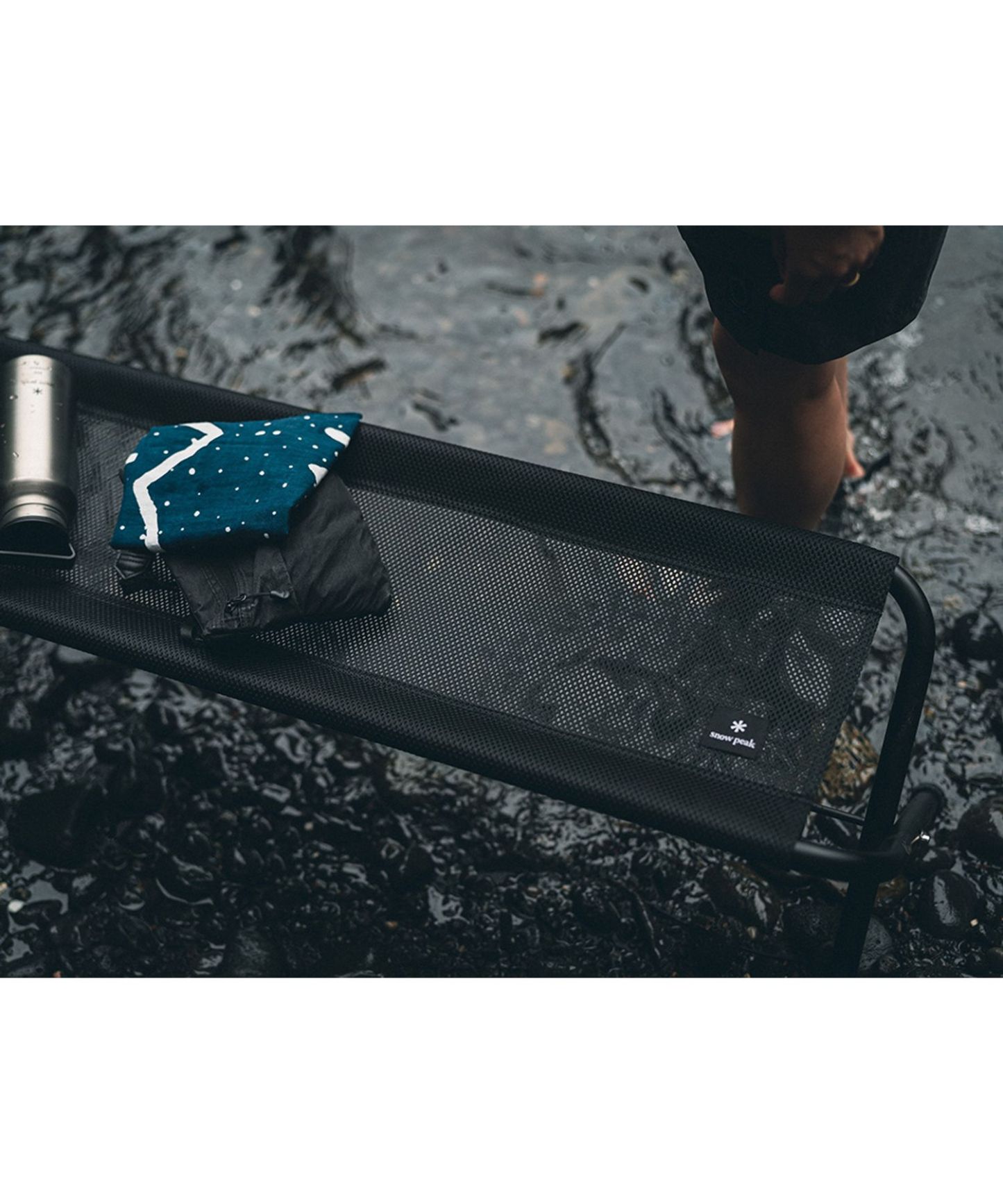 Snow Peak Mesh FD Bench Black