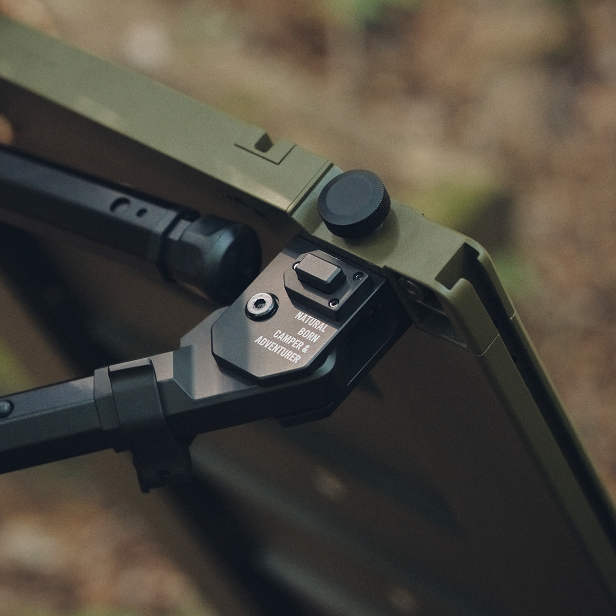 Cargo Container Comfort IGT Table (4 unit) - Black 