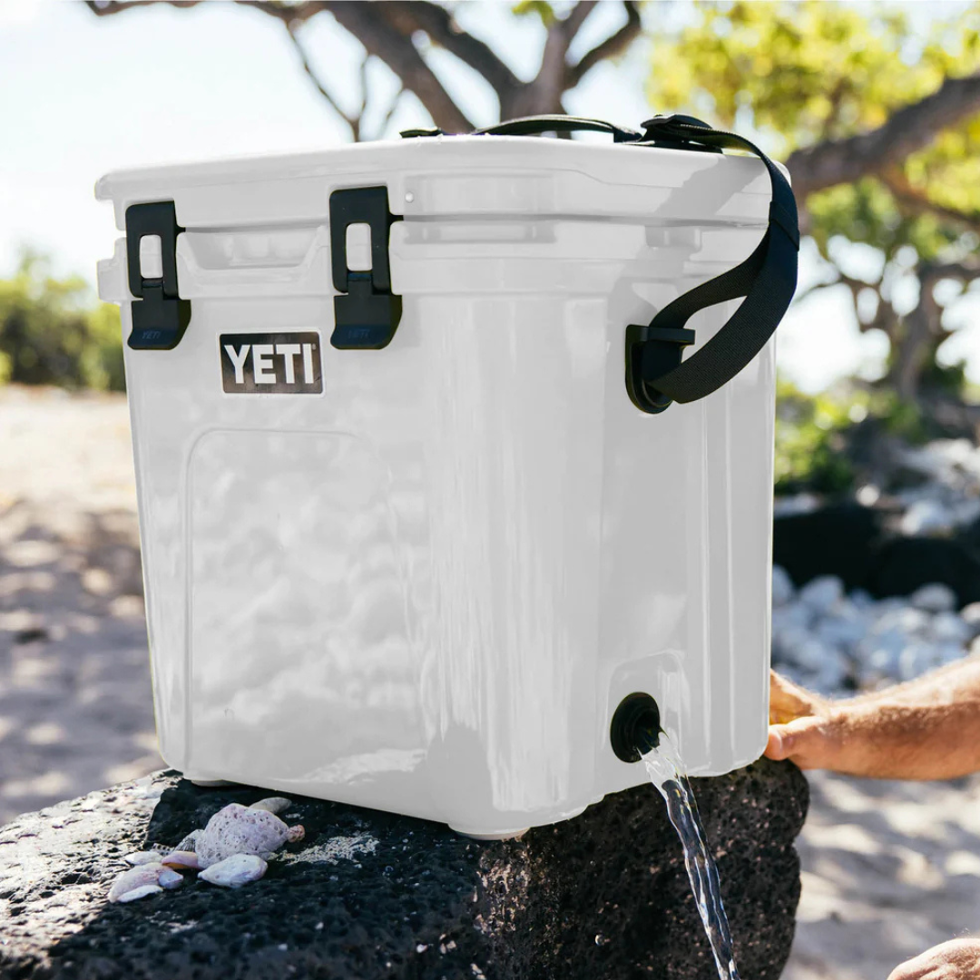 YETI Roadie 24 2.0 Hard Cooler - Charcoal